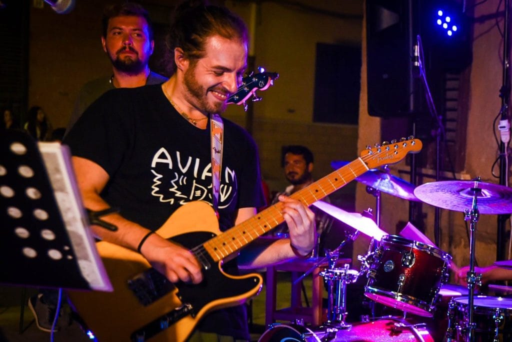 alessandro dioguardi, voce e chitarra dei jamboy